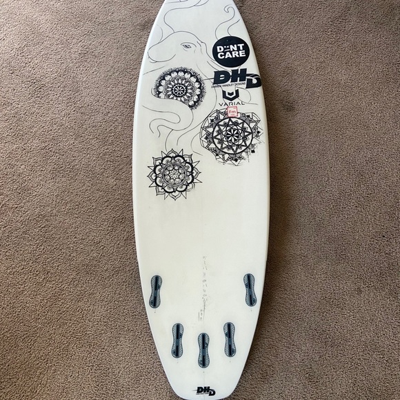 DHD SURFBOARD - Picture 2 of 3